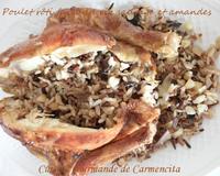 Un poulet bien moelleux et parfumé, farci de riz sauvage et champignons forestiers avec du croquant apporté par les amandes, un régal.