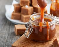 “Très simple à réaliser pour vos gaufres, vos crêpes, vos tartes” : une gagnante du Meilleur Pâtissier partage sa recette de caramel !