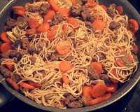 Wok de légumes et nouilles chinoises