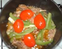 Recette complète, contient tout ce dont le corps a besoin, viande légumes, herbes, ...