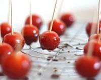 Tomate cerise d'amour (caramel au vinaigre balsamique)
