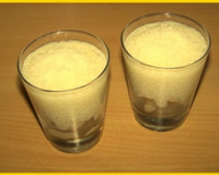 Ces verrines sucrées et exotiques se préparent un peu comme un riz au lait mais les petits billes de tapioca font toute la différence!
