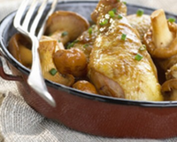 Fricassée de poulet fermier des Landes aux girolles
