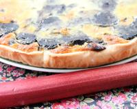 Une association audacieuse, la rhubarbe remplace parfaitement les traditionnelles pommes auxquelles on associe le boudin noir.