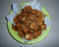 Petits beignets de courgettes delicieux. Ils deviennent idéaux en 2ème accompagnement.