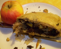 Strudel salé aux pommes boudin noir et raisins!