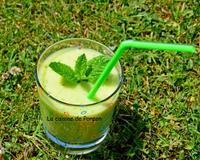 Bonjour à tous ! Il fait chaud, pas vrai ? Je vous propose une boisson non seulement bien fraîche mais aussi très rapide à faire, donc doublement…