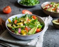 Pourquoi il n’est pas recommandé de manger de la salade ou des crudités après 17h ?