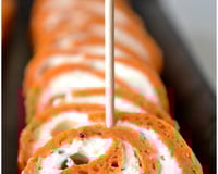 Roulé tomate, paprika et fromage ail et fines herbes