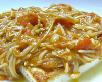 Plat végétarien à base de tofu frit à la poêle comme un steak accompagné d'une sauce typiquement japonaise "butter-shouyu" qui veut dire "beurre-sauce soja". Le tout…