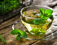 Que se passe-t-il dans notre corps quand on boit du thé à la menthe ?