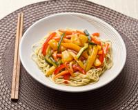 Un plat aux saveurs asiatiques.