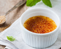 Crème brûlée : l’astuce de Laurent Mariotte pour réussir la recette même sans chalumeau