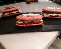 L'éclair, macaron à la fraise
