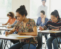 "Vous allez vous sentir très nerveux" : le médecin Jimmy Mohamed partage les aliments à éviter pour les épreuves du Bac !