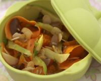 Salade tiède de carottes et de fenouil à l'orange sanguine, raisins. Vinaigrette à la fleur d'oranger, argan et harissa.