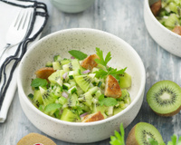 Tartare de légumes et kiwis