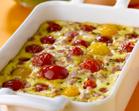 Une version salée du clafoutis, relevé grâce à de la moutarde. Un vrai régal ! Peut se déguster avec un peu de salade verte.