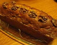 Cake avec des cerneaux de noix croquant