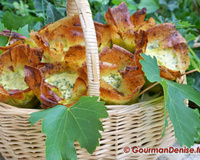 Petites corolles d'escargots au fromage frais et persillade