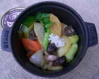 Une belle cocotte de légumes d'hiver pour célèbrer le caviar d'escargot !