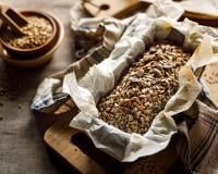 Cette recette de pain sans levée, ni poussée et riche en protéines sera parfaite pour votre petit-déjeuner