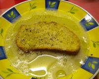 Voici une recette typiquement provencale, cette soupe composée principalement d'eau et d'ail est parfaite les lendemains de repas trop lourd ! A consommer sans modération.…
