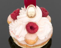 Saint Honoré à la rose et à la framboise