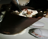 Mousse siphonée de mascarpone en coque.