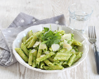 Pâtes au pesto de roquette et amandes