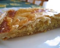 Galette des rois à la frangipane et aux pommes fondantes