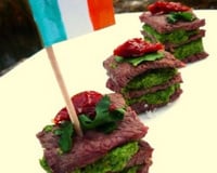 Feuilletés de bœuf au pesto de roquette