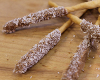 Mikado maison au chocolat et noix de coco