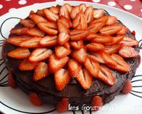 Mon gâteau préféré du moment ! c'est juste une tuerie, très frais et l'association du chocolat et de la fraise à ne pas louper !