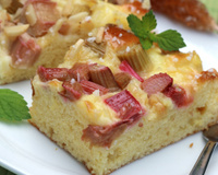 Le moelleux à la rhubarbe : cette recette de François-Régis Gaudry est un délice de saison !