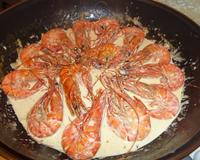 Gambas crémeuses, légèrement relevées.