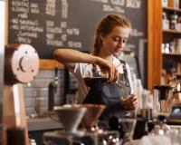 Expresso vs café allongé : lequel contient le plus de caféine ?