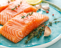 Les poissons gras sont-ils à bannir de notre alimentation quand on a du cholestérol ? Voici la réponse