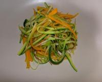 Poêlée de courgettes et carottes en julienne