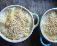 Un légume peu connu de la famille des courges et au goût d'artichaut préparé en purée avec de la pomme de terre et gratiné. Un régal !