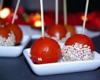 Tomate cerise au caramel et sésame