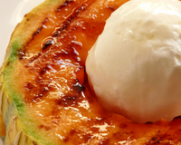 Melon grillé, miel d'acacia & glace au chèvre