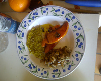 Potiron snacker et son beurre d' échalote sur flanc petits pois et sa côtelette de porc