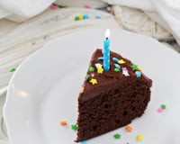 Gâteau d'anniversaire au chocolat facile