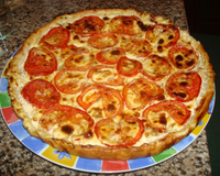 Tarte au thon, pommes de terre et tomates