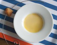 La fève de tonka, puissante et inimitable, connaît un franc succès auprès des pâtissiers. Cette recette se révèle plus légère qu"une crème brûlée et plus subtile, en…