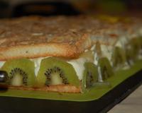Préparer une dacquoise, une crème au mascarpone, faire le montage dans un cadre, et mettre au frais.