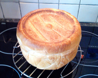 Pain blanc à la cocotte