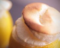 Effet garanti avec ces soufflés servis directement dans le citron !