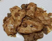 Escalopes de poulet à la crème et champignons
